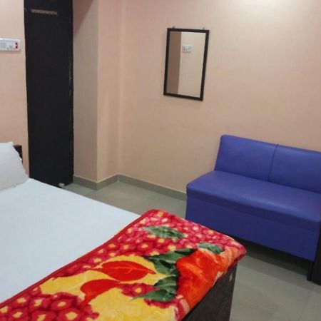 קאנפור Hotel Atithi Galaxy מראה חיצוני תמונה