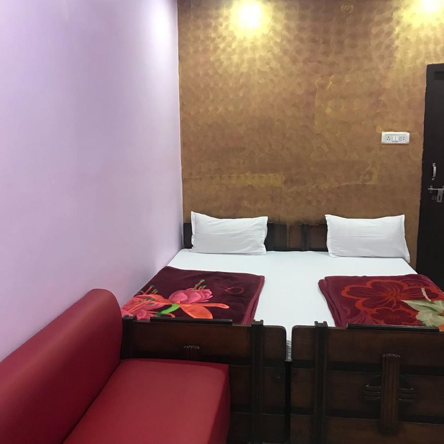 קאנפור Hotel Atithi Galaxy מראה חיצוני תמונה